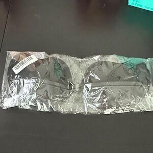 NWT HeyShape Black Strapless backless Bra - cup size D